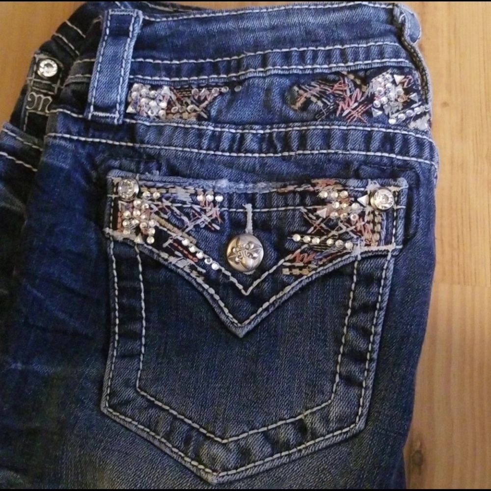 MISS ME EMBELLISHED SKINNY JEANS W/ FLAP POCKETS